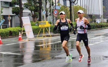 東選手.jpg